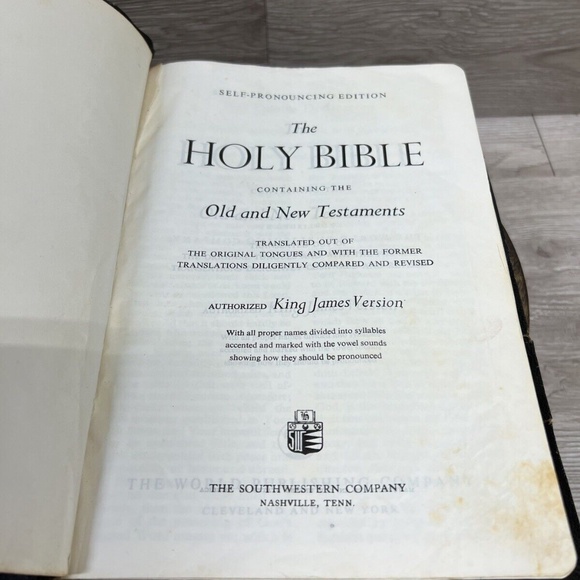 Vintage World Publishing Holy Bible Red Letter References KJV Morocco Leather - Picture 7 of 12